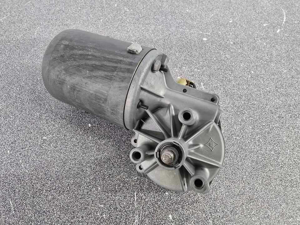 MOTOR LIMPIAPARABRISAS PORSCHE 914 ORIGINAL USADO MUY BONITO 1972-76 NLA Foto 2 de 4