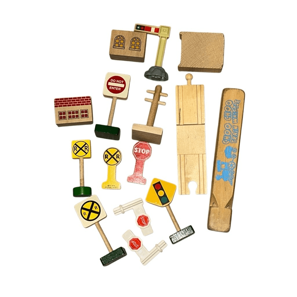 Thomas & Friends Wooden Railway Train Accessories Set