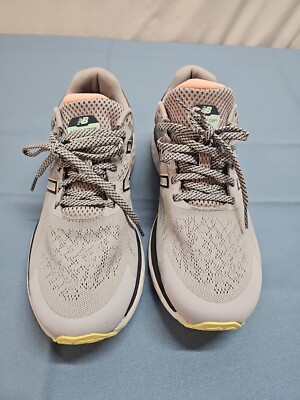 New Balance  W680lg7 Gray Running Shoes Size 9.5 (7117785)