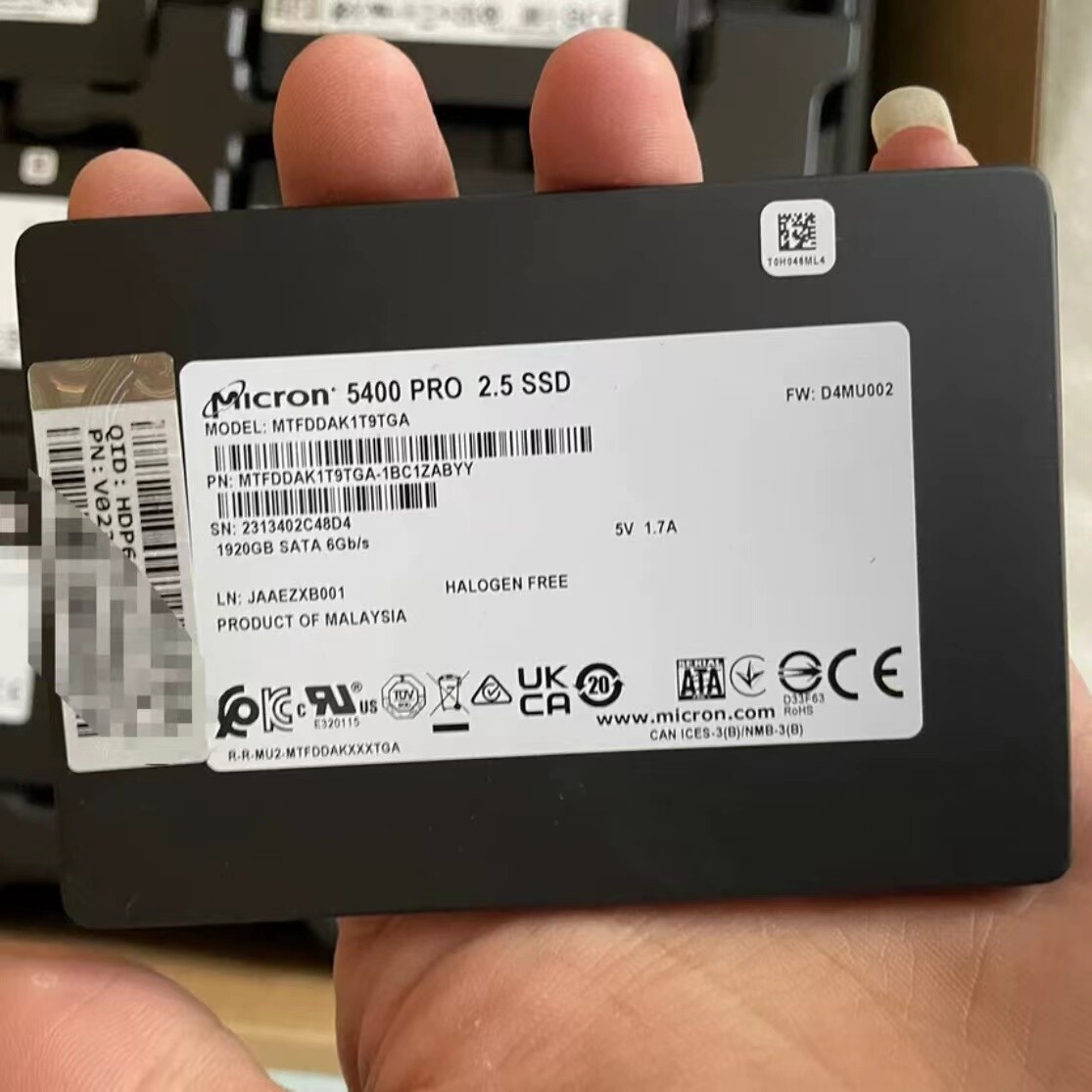 その他 SSD 1TB Micron 5300 PRO MTFDDAK1T9TDS-1AW1ZABYY 1.92TB 2.5