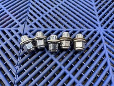 TOYOTA C-HR X1 Schrauben 1.80 Petrol / electricity 72kw 2018 34771072