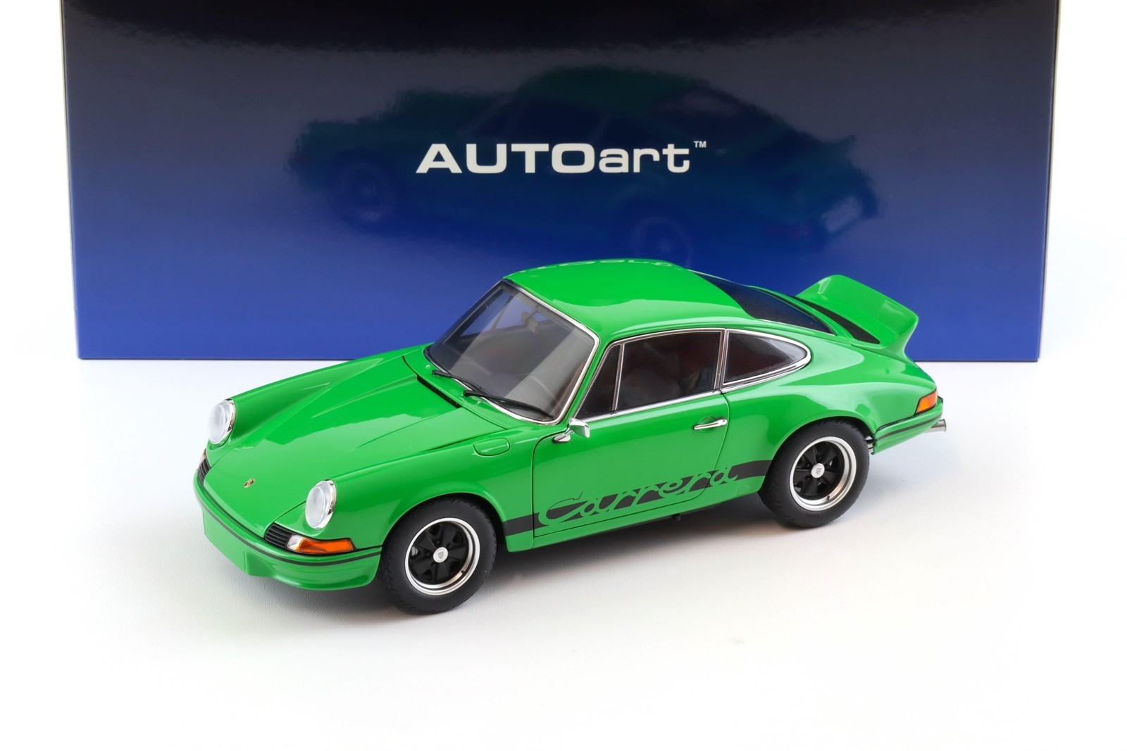 1:18 AUTOart Porsche 911 Carrera RS 2.7 Viper Green/ Black Stripes 78034