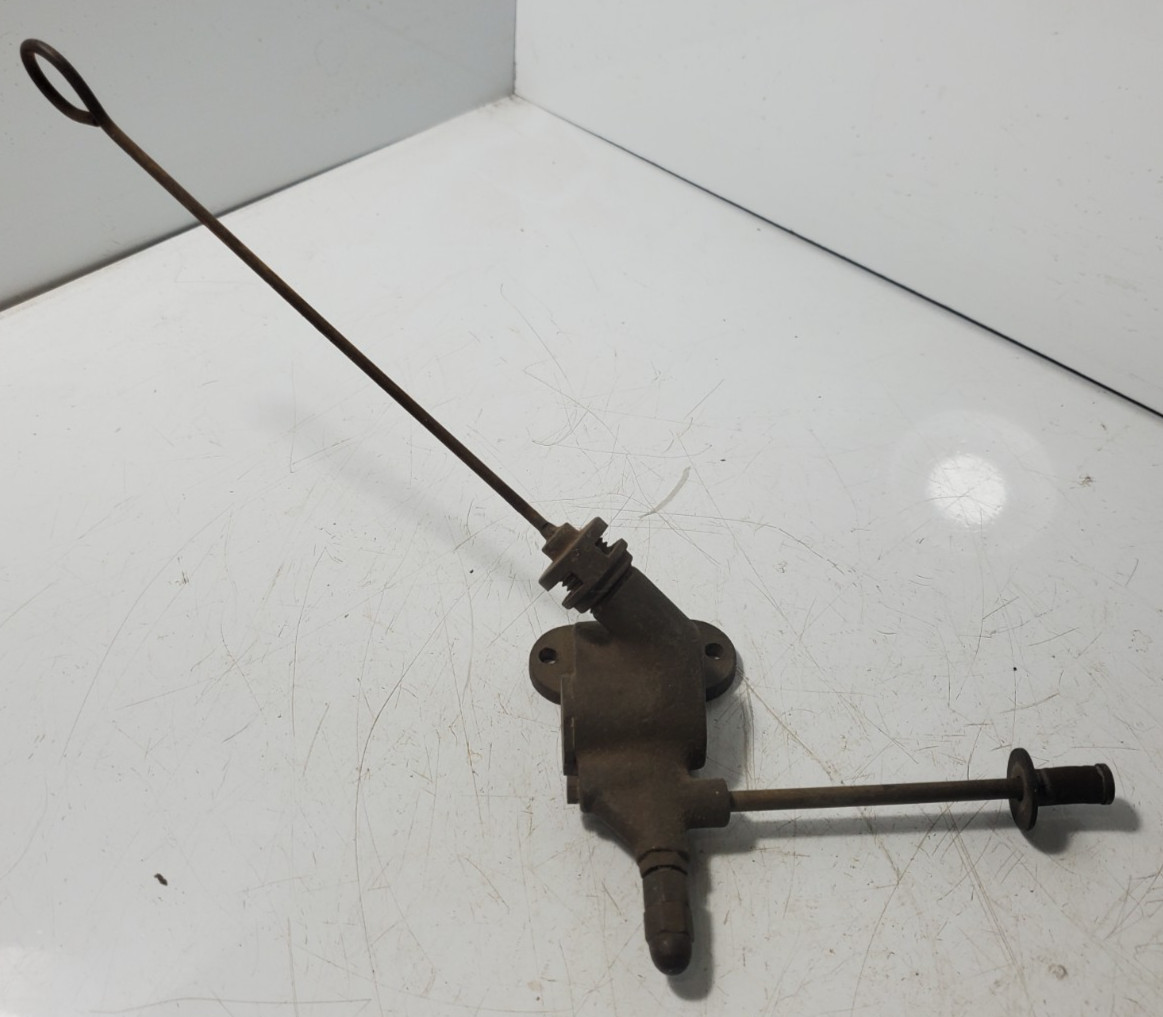 Carburetor for 1/2 HP Vertical Upright or Maytag Old Gas Engine Untested