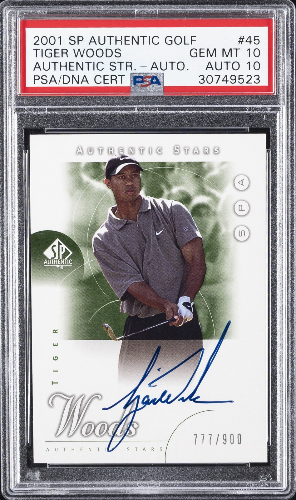 2001 SP AUTHENTIC GOLF AUTHENTIC STARS-AUTO #45 TIGER WOODS #/900 PSA 10 AUTO 10