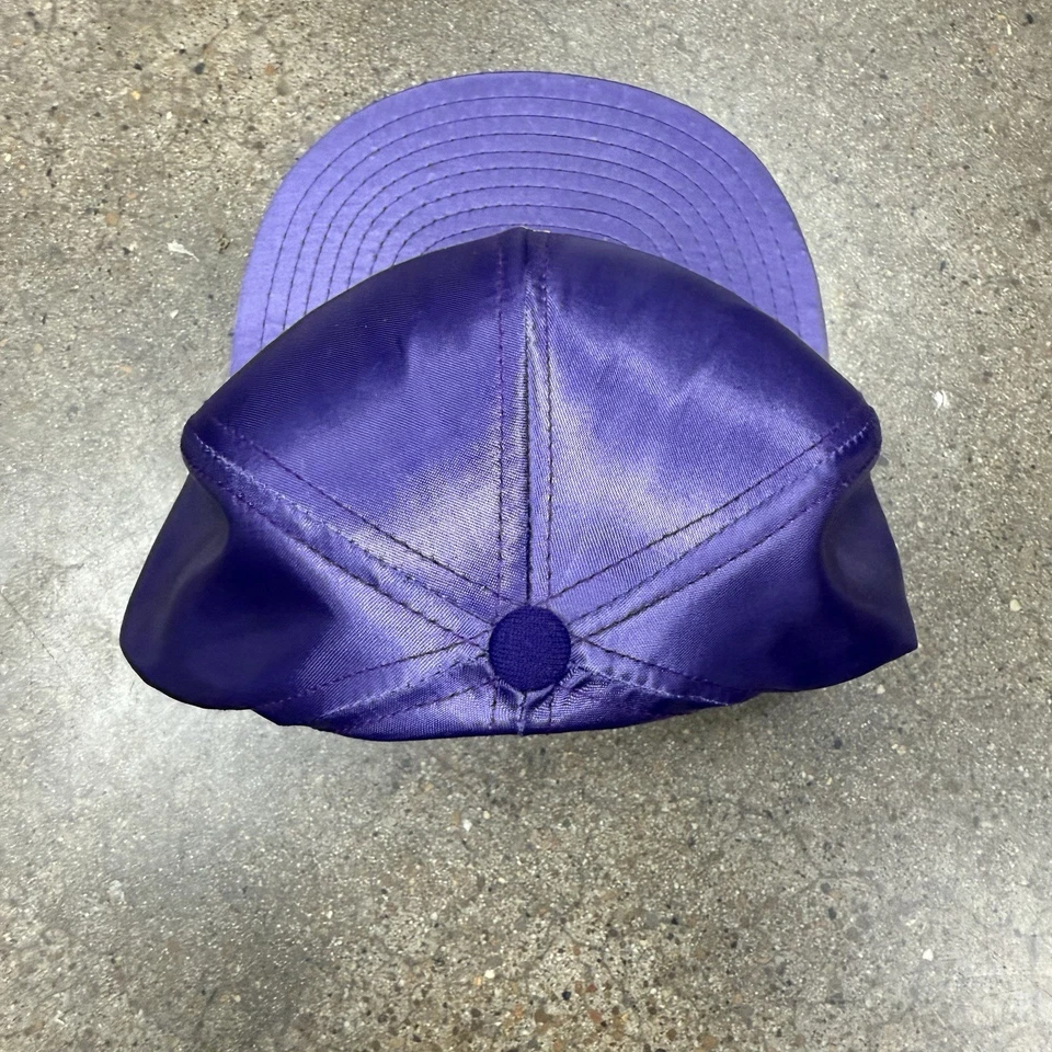 Gorra de colección Los Angeles Lakers SnapBack satinada AJD Supersatin años 80 HECHA EN EE. UU. Foto 4 de 4