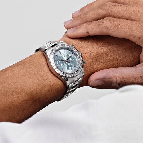 Rolex Daytona 126576TBR Platinum Ice Blue Diamond Dial Diamond Bezel (2025) - Picture 2 of 8