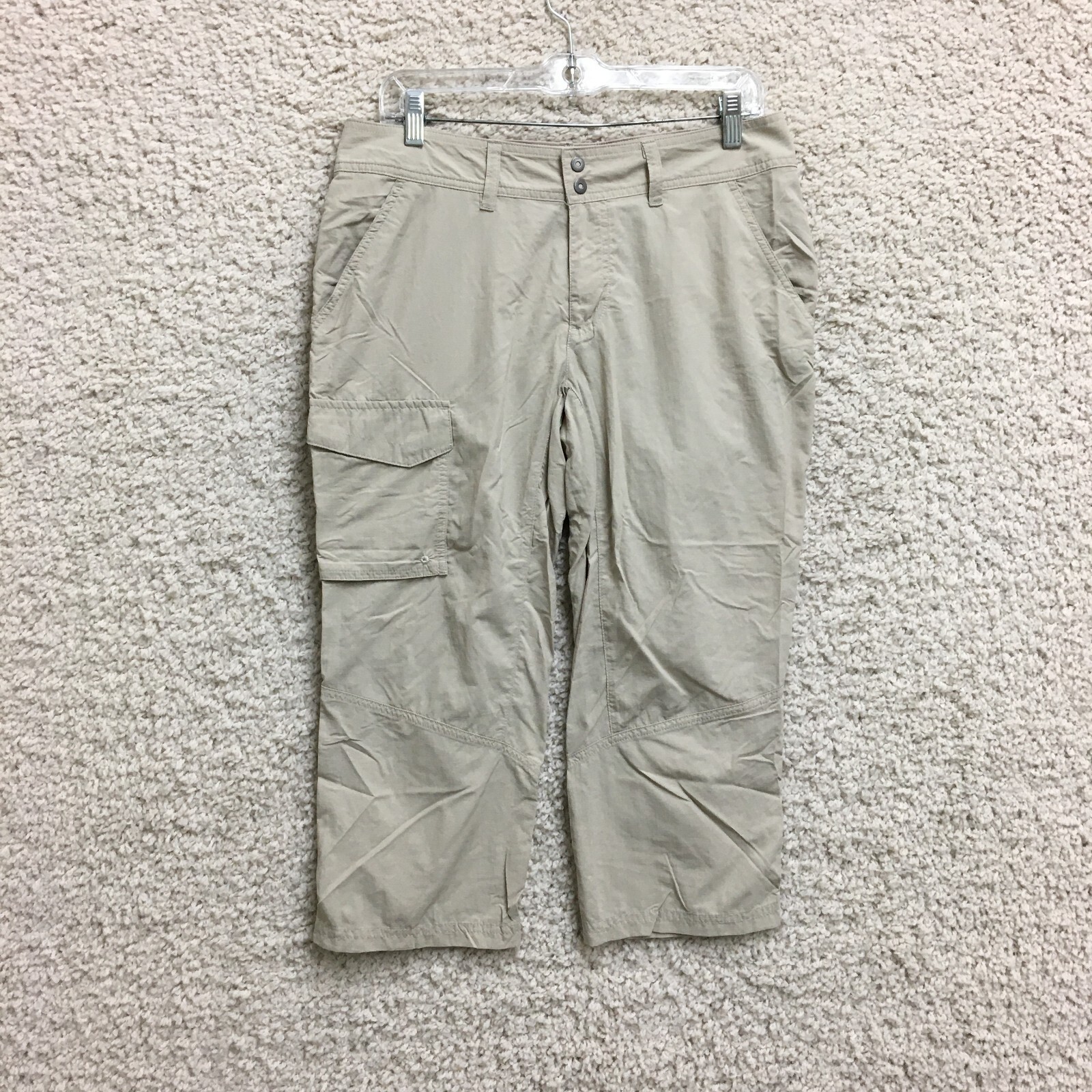 Columbia Pants 8 Womens Beige Cargo Omni Shade Capri Fishing Hiking Outdoor