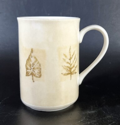 Vintage Fine China 222 FIFTH PTS International natürliche Blätter Kaffee Tee Becher sehr guter Zustand