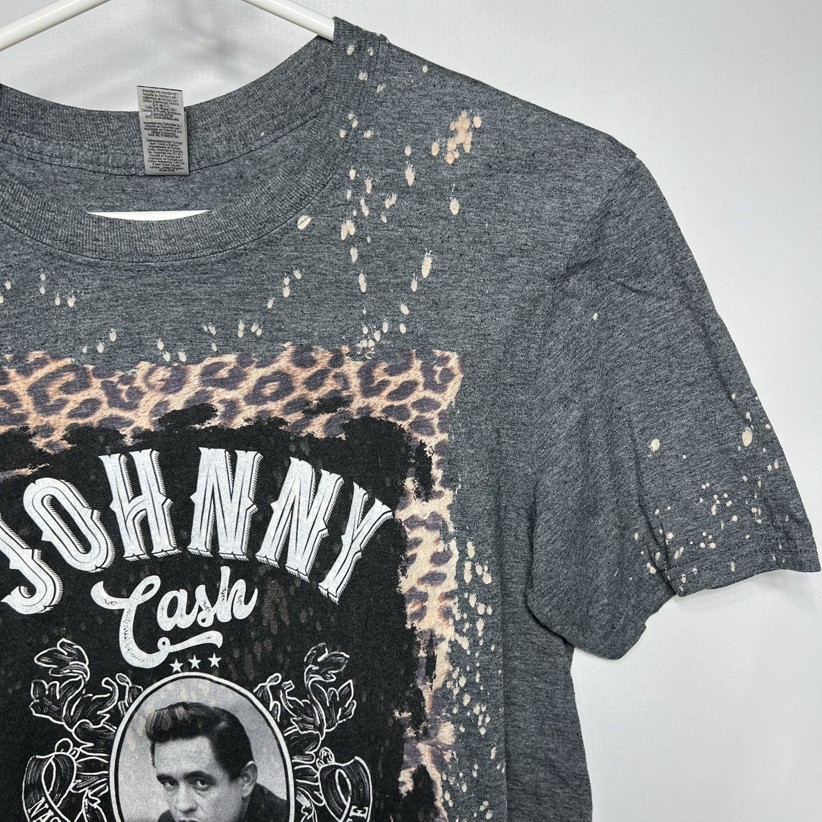 Johnny Cash Size Medium  Leopard Patterned Splatt… - image 4