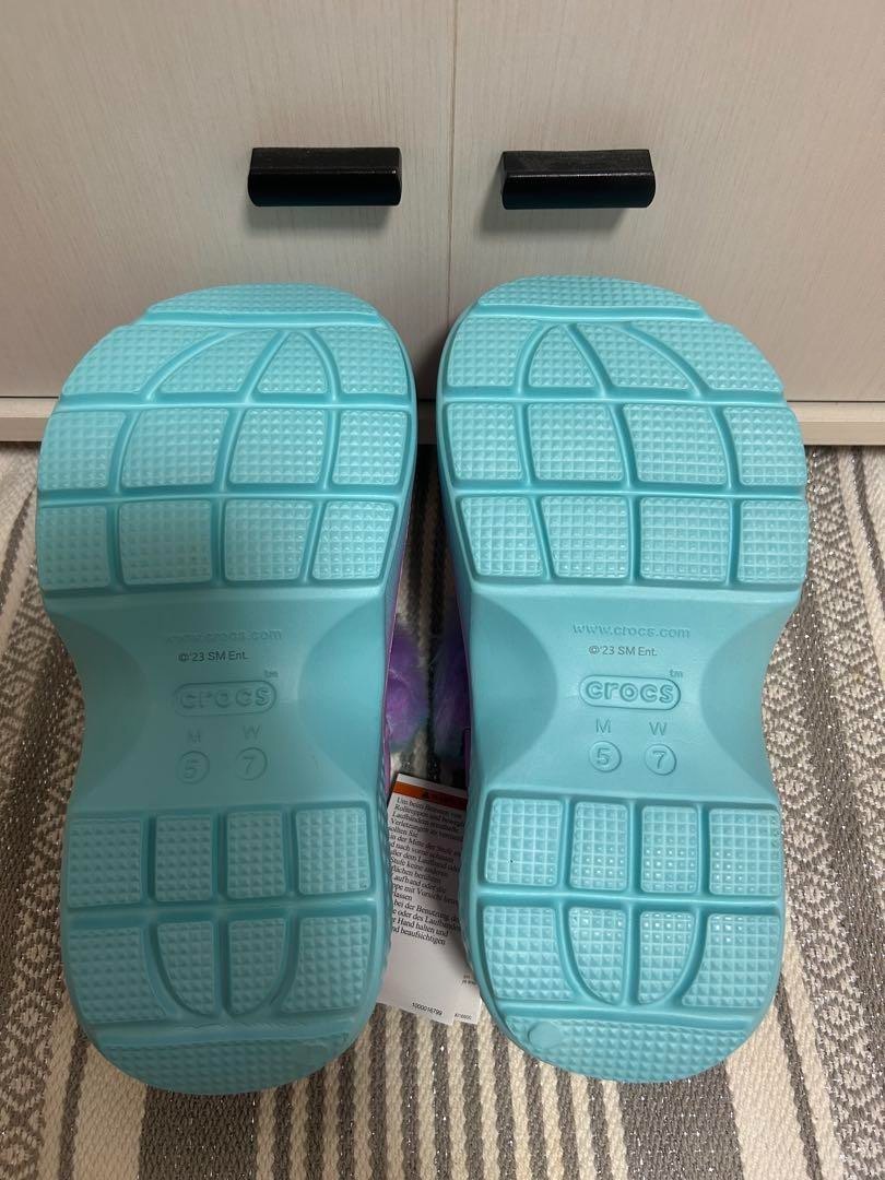 AESPA GISSELE X Crocs Stomp Lined Clog Photo Trading Card