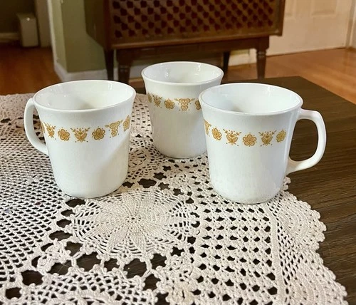Vintage Corelle Corning Ware Butterfly Gold Coffee Tea Cup Mug Set Of 3 MCM