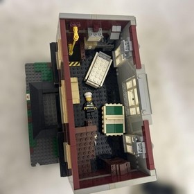 LEGO Creator Expert Modular Buildings Fire Brigade 10197 In 2009 Used As Is