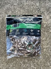 Realtree Men's Camouflage Performance Thermals Crew Top. Size Medium