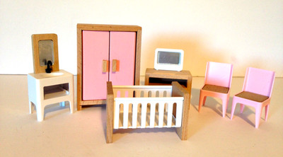 Giant Bean Dollhouse Furniture 6 Pieces Wood/Plastic Non-Toxic Mixed Pieces