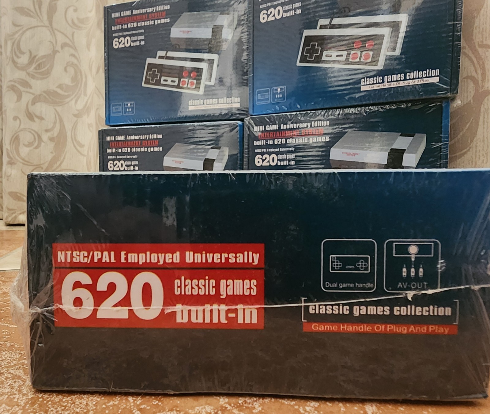 Retro Mini Anniversary Edition Game System Console W/ 620 Classic Games Built-in