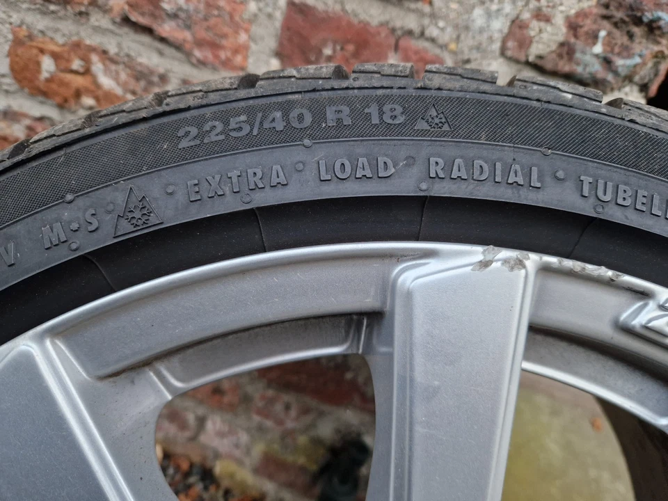 4 alufelgen 18 zoll mit COnti Winterreifen für Mini Clubman u. a. - Bild 3 von 4