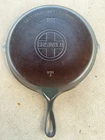 Fully Restored and Seasoned GRISWOLD CAST IRON #108  201 A  Skillet Griddle 10"