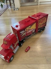 Disney Pixar Cars Super Track Mack 2 in 1 Hauler Fully Working See Video!!!!!