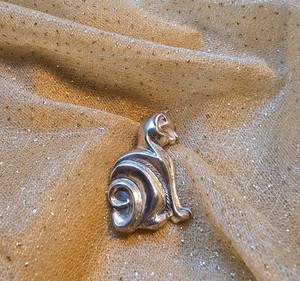 BEAUTIFUL *Beau 925 Sterling Silver Kitten Cat Brooch Pin*EUC 