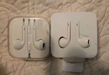 2 OEM Apple EarPods Wired 3.5 mm for iPhone 1 SEALED And 1 Not U-9