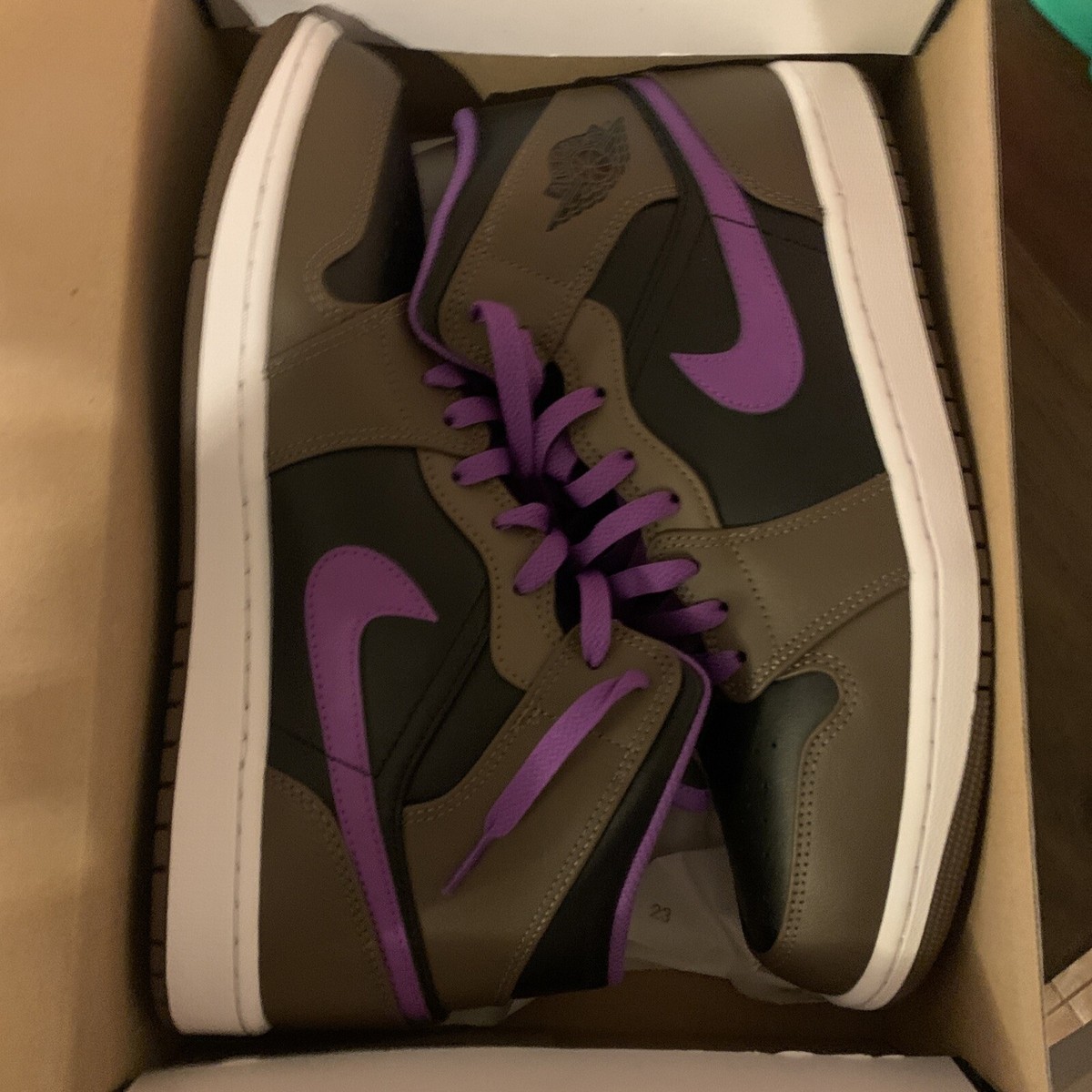 Air Jordan Mid Shoes 