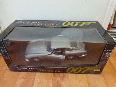 RARE AUTOART 1/18 ASTON MARTIN DB5 GOLDFINGER JAMES BOND 007 CAR 