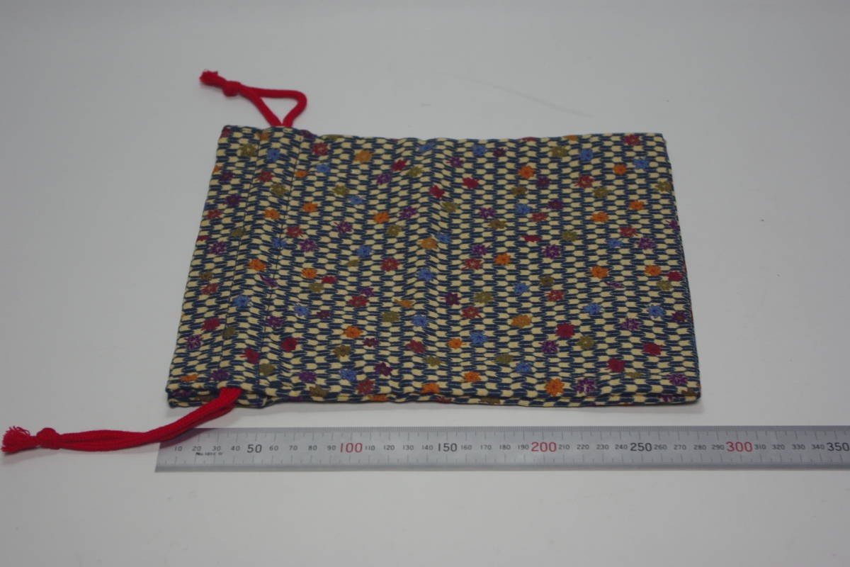 Hot spring drawstring pouch, flower arrowhead pat… - image 5