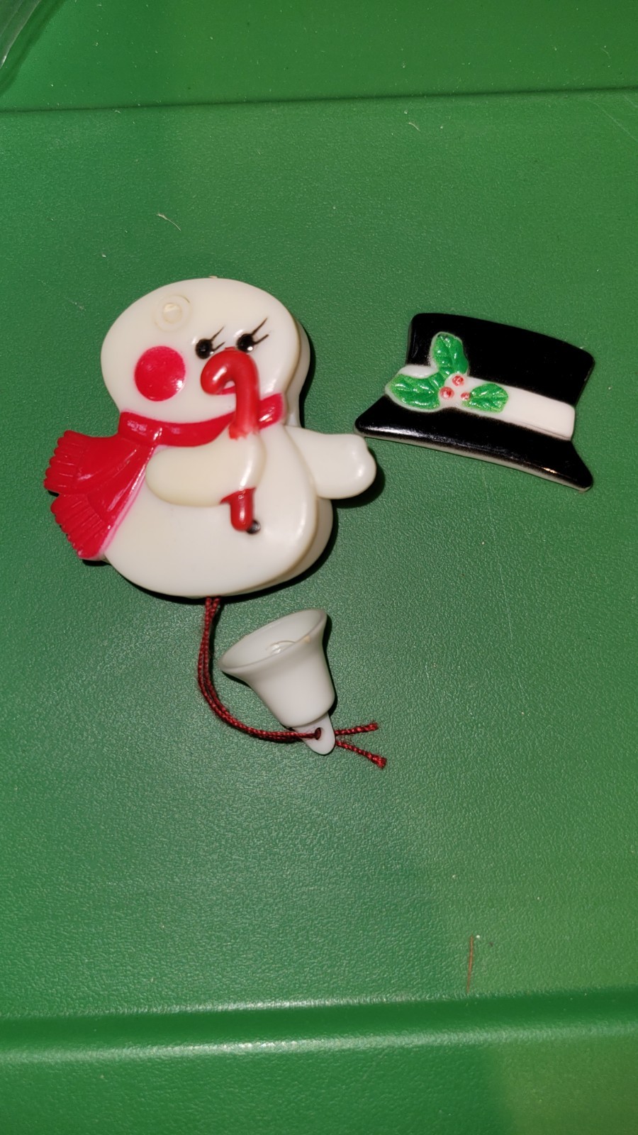 Vintage Plastic Moving Pull String Christmas Pins… - image 4