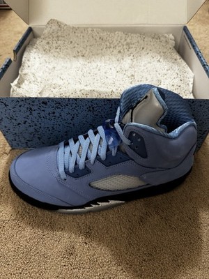Nike Air Jordan 5 Retro SE Men's Size 10.5 UNC University Blue/Black DV1310-401