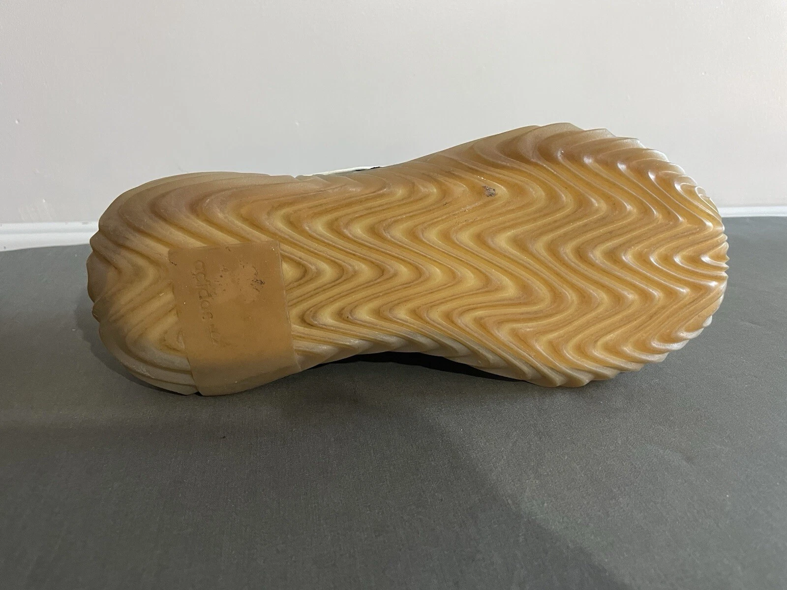 Adidas Sobakov Black White Gum Uomo UK 7 Ottime Condizioni