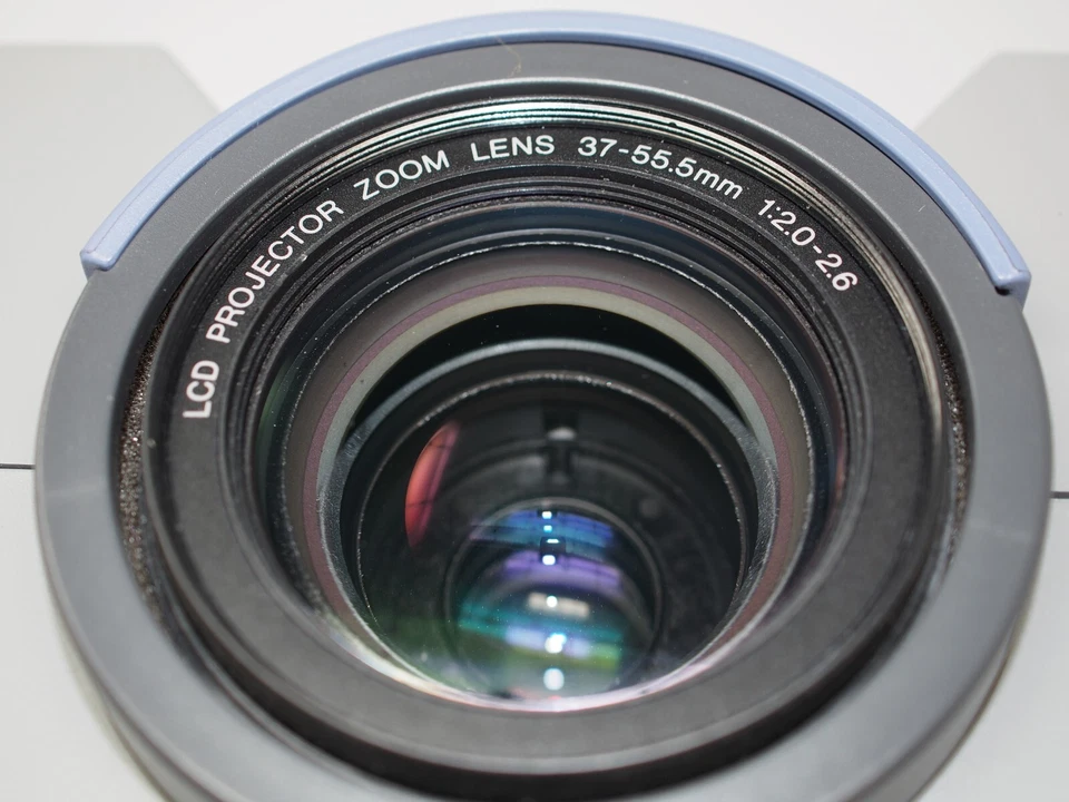 Sharp XG-NV5XE LCD Projector + Remote/Case/Leads - Image 4 of 4