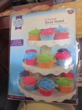 Tiered Serving Tray for Sweets 3 Level Round Display Rack, White Party Stand