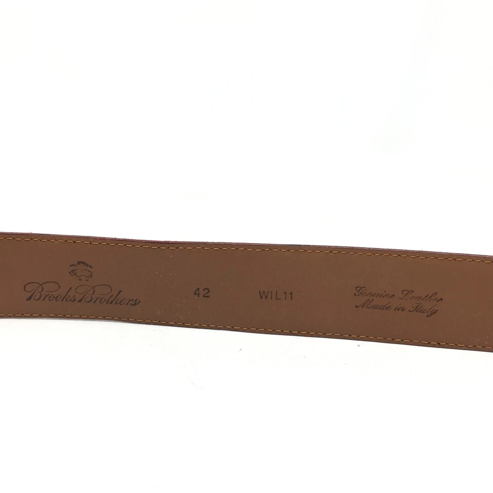 Cinto social Brooks Brothers masculino tamanho 42 bege camurça feito na Itália fivela de bronze - Imagem 4 de 4