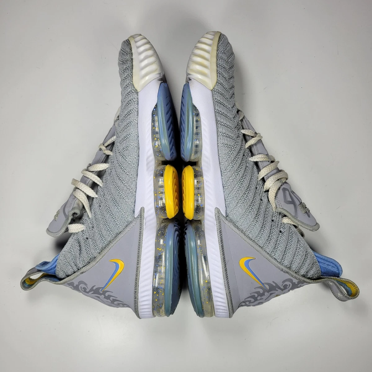Lebron james lakers shoes 2018 hotsell