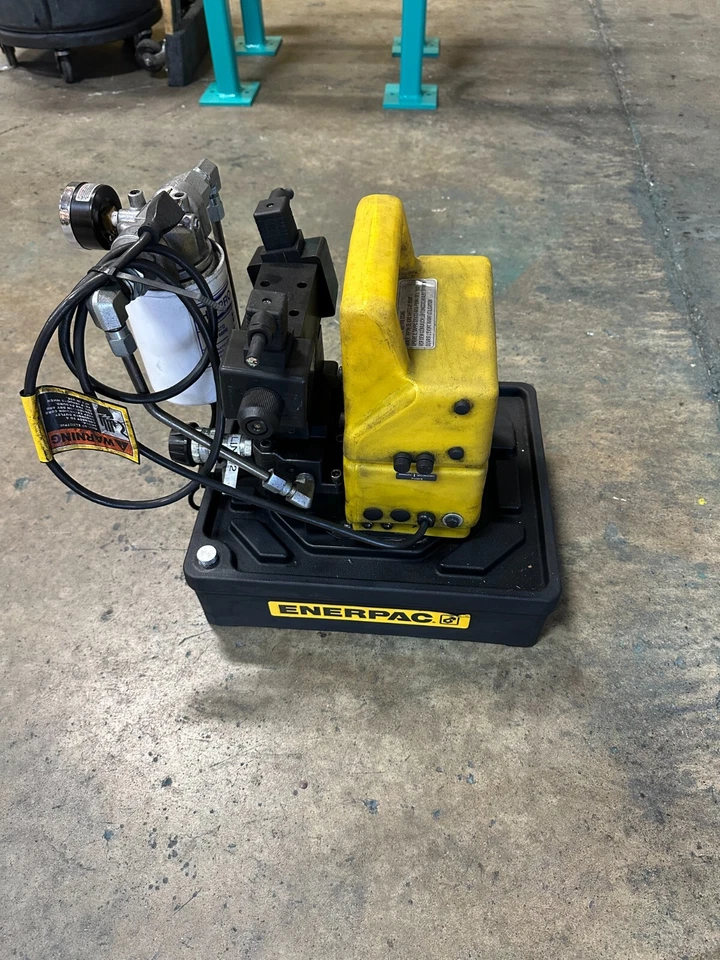 Bomba hidráulica Enerpac PUJ1401B USADA Foto 2 de 4