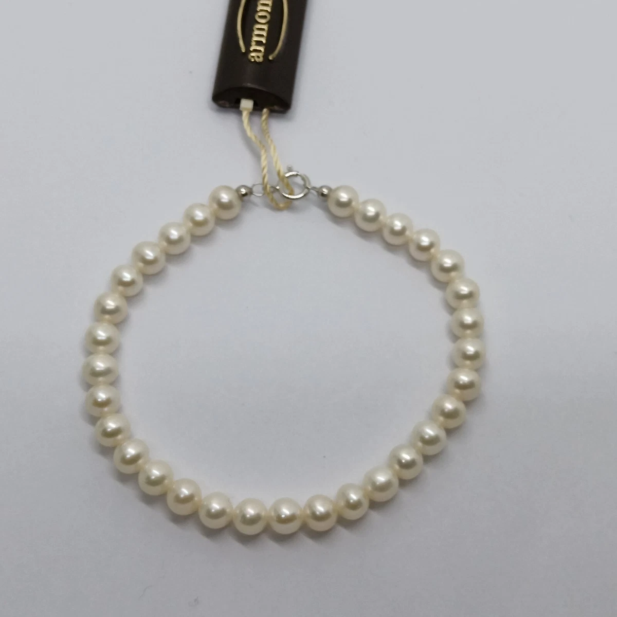 Set Da 5 Bracciali Con Perle Bianche In Diverse Misure – Eleganti E Versatili Per Ogni Occasione