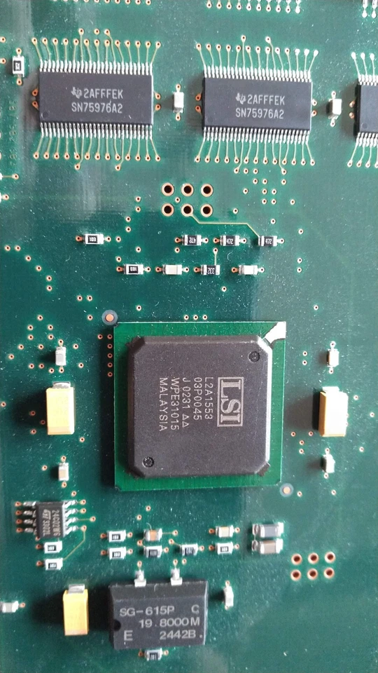 IBM 04N2296 PCI Ultra SCSI Magnetic Media Controller - Image 4 of 4