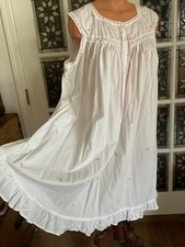 Vtg Nightgown White Cotton pink embroidered Flowers Victorian CottageCore XL