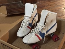 Vintage Roller Derby Fireball women  s Roller Skates White Blue Red Size 7