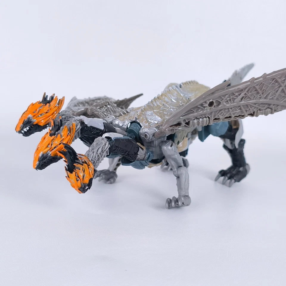 Transformers Dragonstorm Complete Premier Edition TLK Leader Class - Image 3 of 4