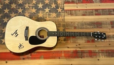 RARE MIRANDA LAMBERT SIGNED FULL SIZE GUITAR W/ INSCRIPTION “GUNPOWDER & LEAD”