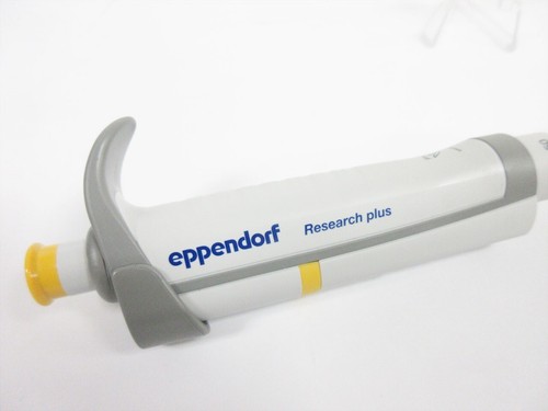 EPPENDORF RESEARCH PLUS 3124000067 FIXED 50 uL SINGLE CHANNEL PIPETTE - Picture 2 of 6
