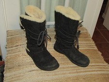Ugg Catalina Women  s Size 7 Laced Black Nubuck Leather Sheepskin Boots 1664