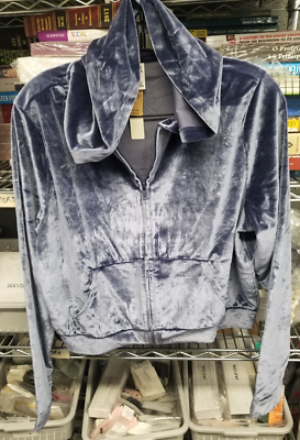 Victorias Secret 11234621 Velour Shine Logo Full-Zip Crop Victorias Secret 11234621 Velour Shine Logo Full-Zip Crop