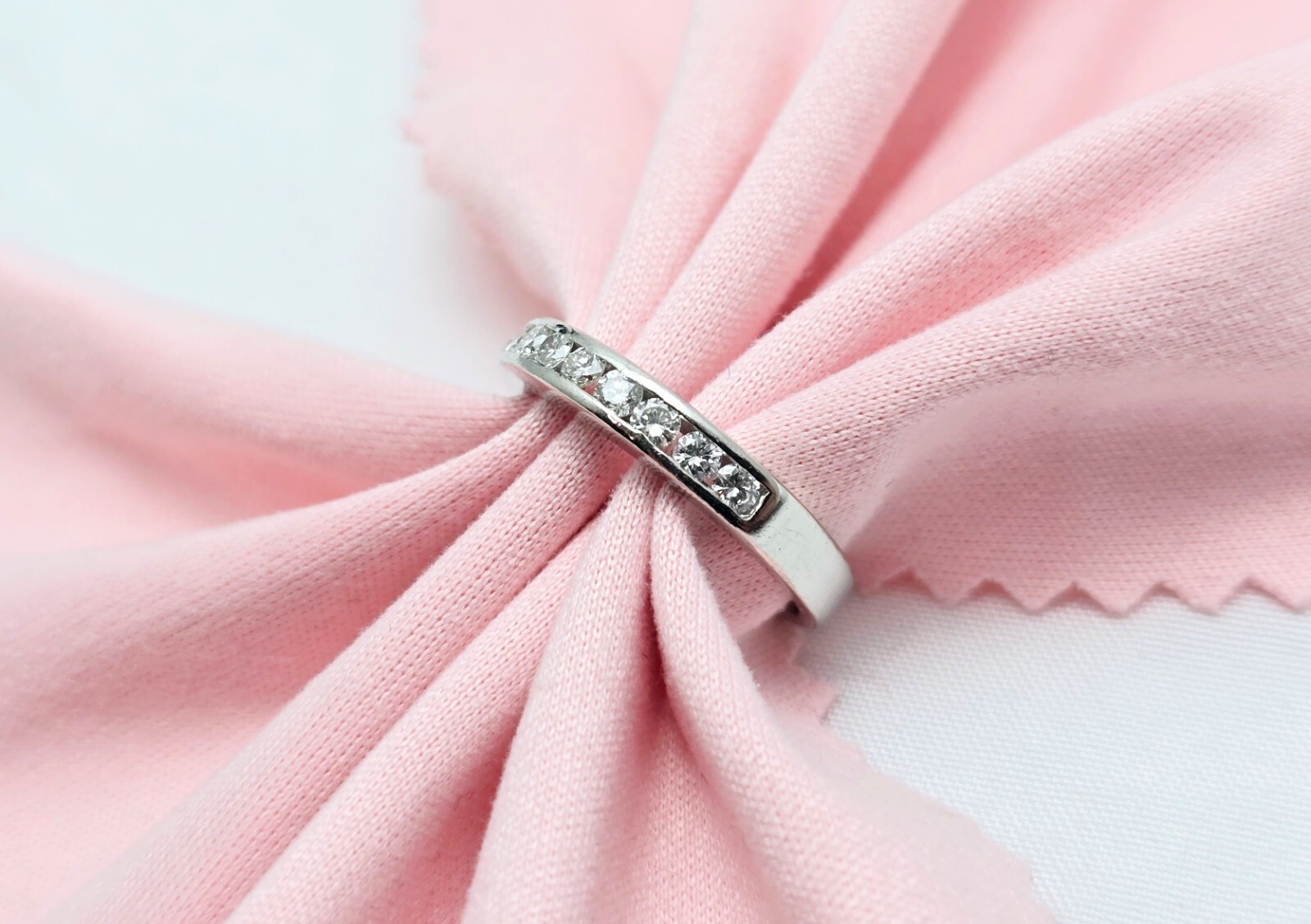 Exquisite Solid Platinum 950 Round Diamond Engage… - image 3