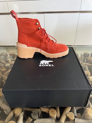 SOREL Hi-Line Heel Lace Waterproof Leather Boots $200 MSRP Size 9