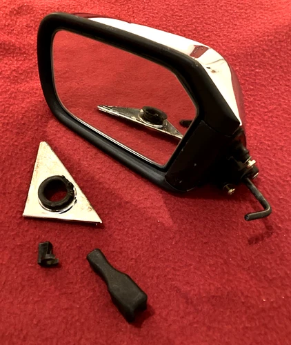 MERCEDES-BENZ 1971-75 R107 W107 EARLY SMALL DRIVER LEFT SIDE LH REAR VIEW MIRROR