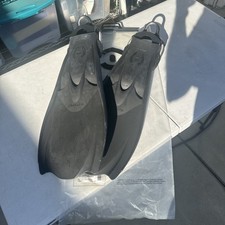 Hollis F1 Rubber Dive Fins Size Regular Spring Heel Strap Black Scuba Diving NEW