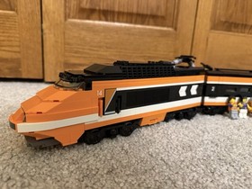 Lego Creator Horizon Express 10233 With Power Functions Add Ons And Track Circle