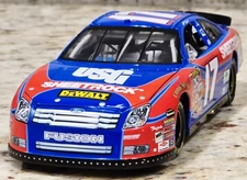 2007 #17 Matt Kenseth USG Sheetrock/Dewalt Ford Fusion 1:24 Diecast Action (ARC)